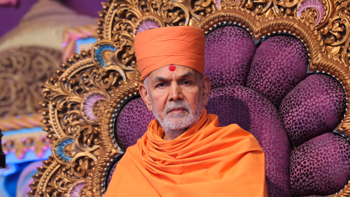 Swamishri during the assembly