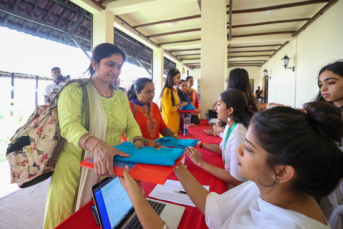 Karyakars check in for the Karyakar Shibir
