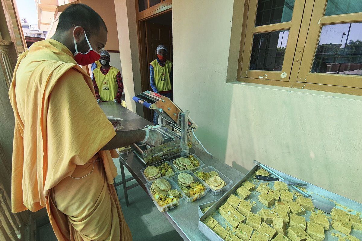 BAPS Community Services During the Coronavirus Lockdown, Jaipur