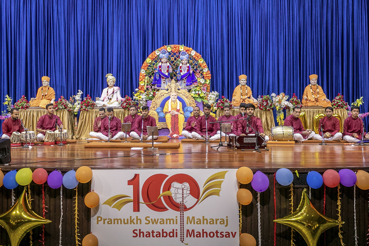 Sadguna Sagar Pramukh Swami - Pramukh Swami Maharaj's 100th Birthday Celebration