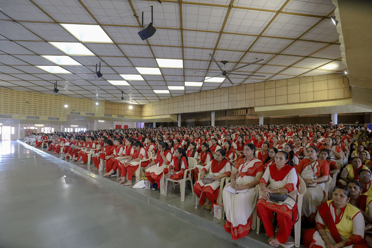 Annual Yuva Shibirs 2023: ‘Gunatit Guru: Our Best Friend’, Rajkot