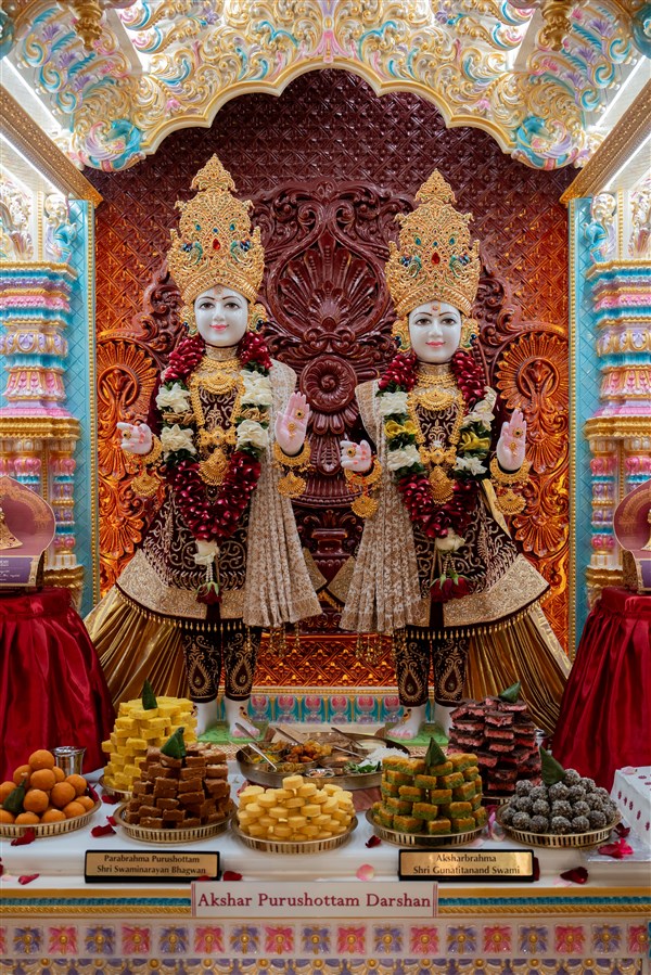 Bhagwan Shri Swaminarayan, Aksharbrahma Gunatitanand Swami