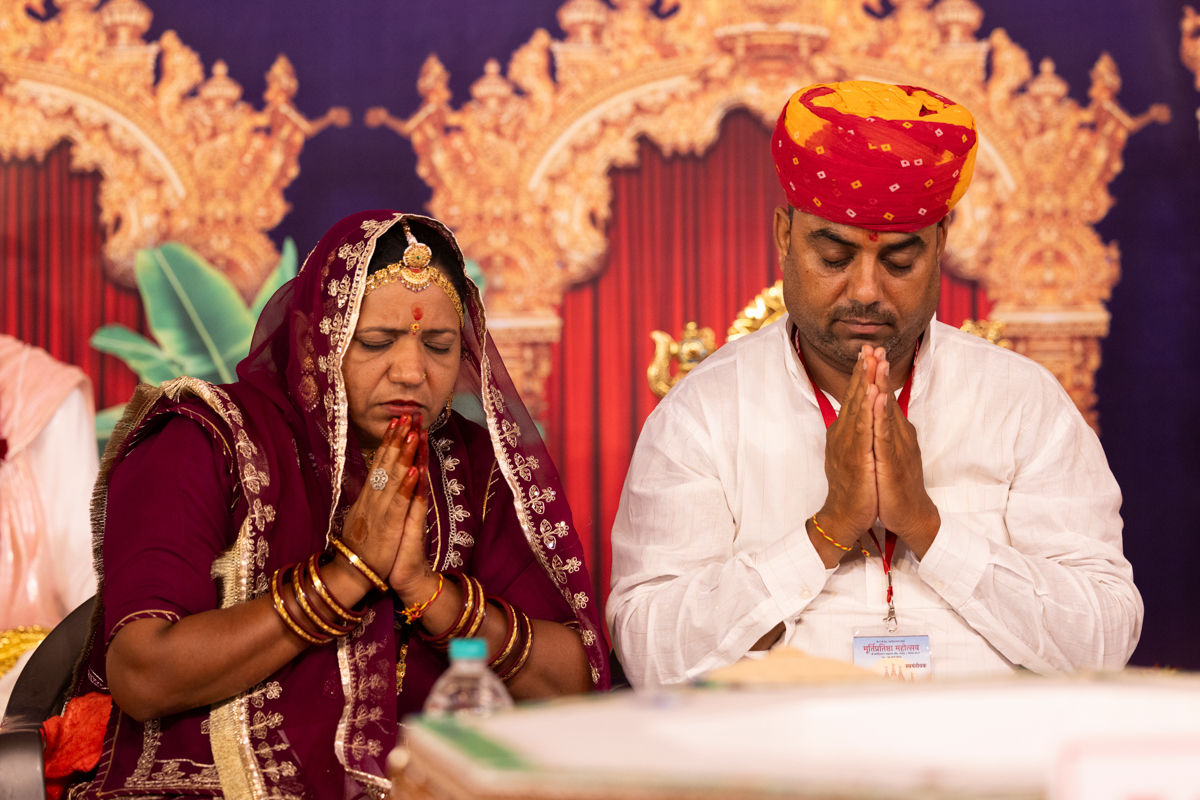 Devotees and well-wishers participate in the yagna rituals
