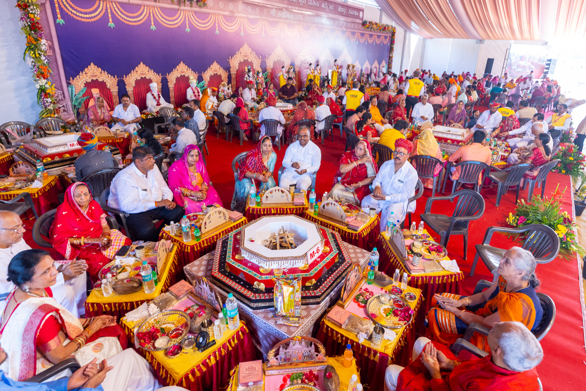 Devotees and well-wishers participate in the yagna rituals