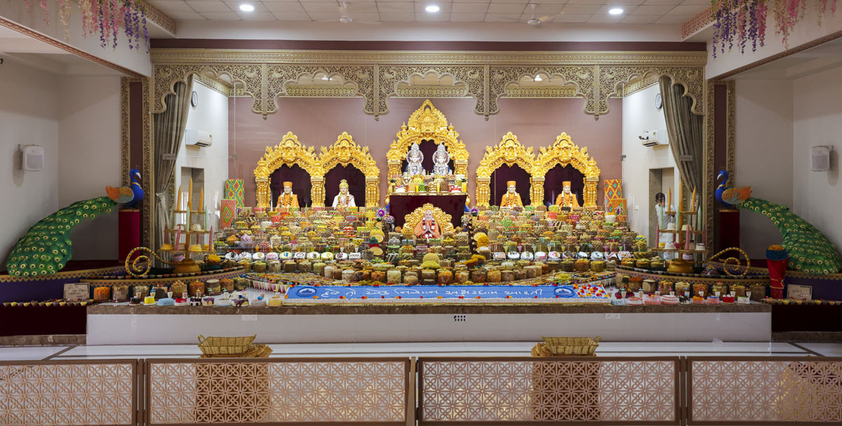 Diwali & Annakut Celebrations 2025 at BAPS Shri Swaminarayan Prarthana Mandir, Kanad, Surat