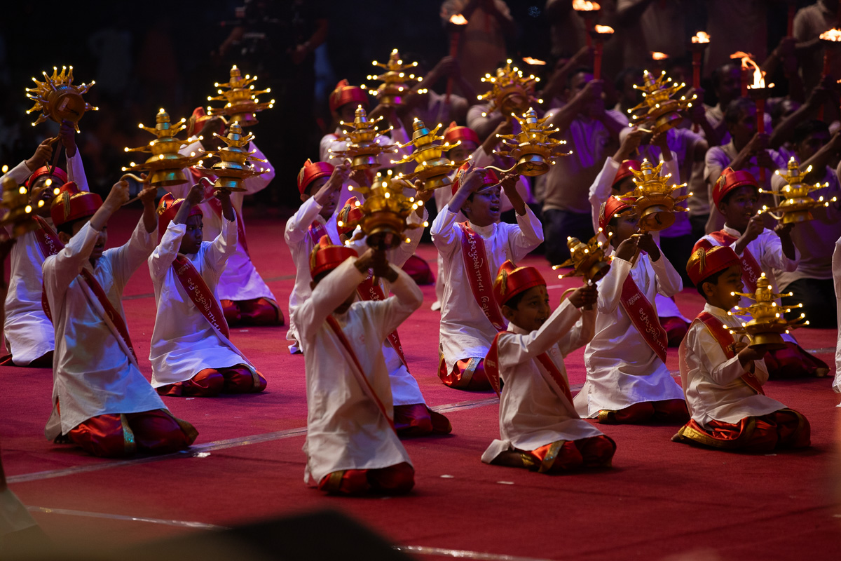 Balaks perform the arti