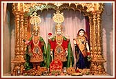 Shri Harikrishna Maharaj and Shri Lakshmi-Narayan Bhagwan