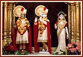 Shri Harikrishna Maharaj, Bhagwan Shri Krishna and Shri Radhaji