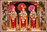 Parabrahma Bhagwan Shri Swaminarayan, Aksharbrahma Shri Gunatitanand Swami and Aksharmukta Shri Gopalanand Swami