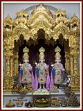 Parabrahma Bhagwan Shri Swaminarayan, Aksharbrahma Shri Gunatitanand Swami and Aksharmukta Shri Gopalanand Swami